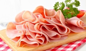Some ham tested contained 'meat emulsion' (meat ground with additives so fat can be put through it) or 'meat slurry' (removing scraps of meat from bones). Photo: Alamy