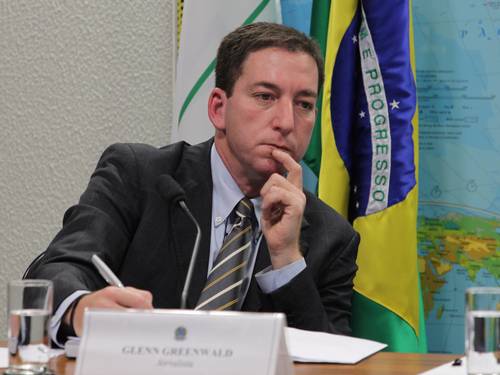 Glenn Greenwald durante depoimento na Comissão de Relações Exteriores do Senado, em Brasília: revelações agora em livro Ailton de Freitas/6-8-2013