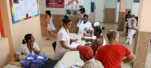 A pregnant woman in Cuba with HIV would be referred to a clinic, like the one above, for specialized care. (photo: Pan American Health Organization)