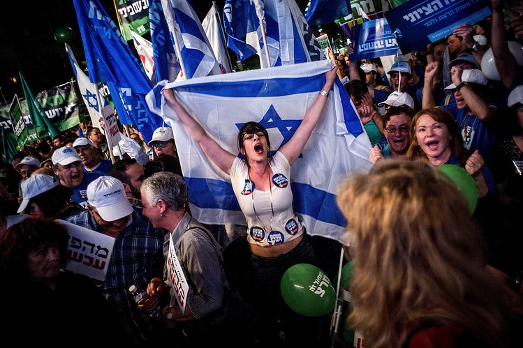  Thousands of demonstrators take part in an anti-government protest in Rabin Square in Tel Aviv on March 7th 2015, a fortnight before the election, in opposition to Prime Minister Netanyahu. Photo by Getty Images.