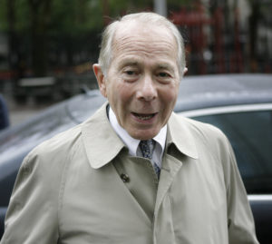 FILE - In this June 18, 2009 file photo, former American International Group (AIG) Inc. Chairman Maurice “Hank” Greenberg, the former head of insurance giant AIG, gave $15 million to super PACs backing Jeb Bush and Marco Rubio before they dropped out of the GOP presidential race. (Seth Wenig/AP)