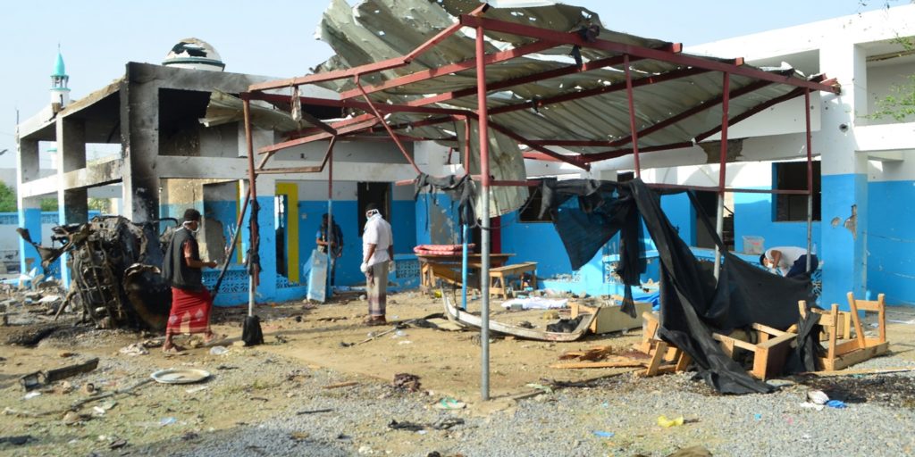 A hospital operated by the the Paris-based aid agency, Doctors Without Borders (MSF), on August 16, 2016, in Yemen, a day after the hospital was hit by an air strike by the Saudi-led coalition. Photo: Stringer/AFP/Getty Images
