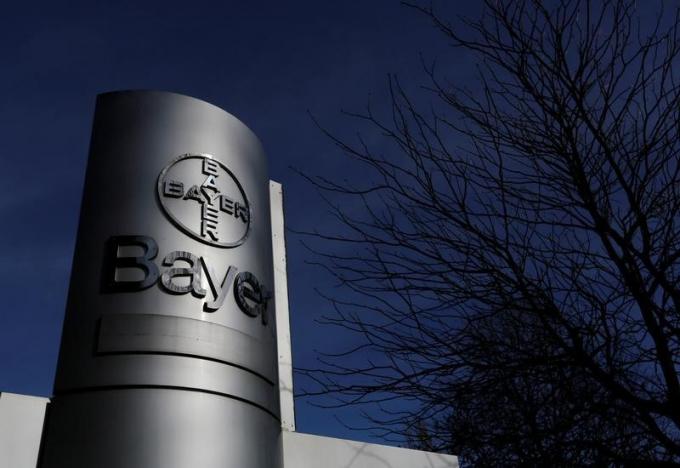 The logo of Bayer AG is pictured at the Bayer Healthcare subgroup production plant in Wuppertal, Germany February 24, 2014. REUTERS/Ina Fassbender/File Photo