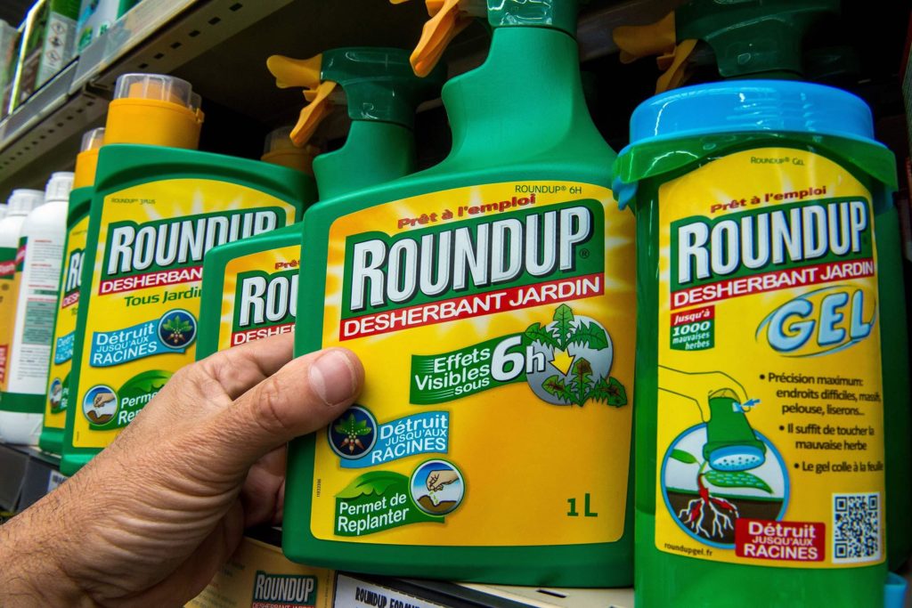 Monsanto's 'Roundup' pesticide. Photographer: Philippe Huguen/AFP via Getty Images