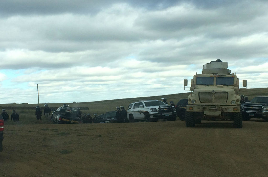 northdakota-1160x768-militarized-police-activism-pipeline-standing-rock